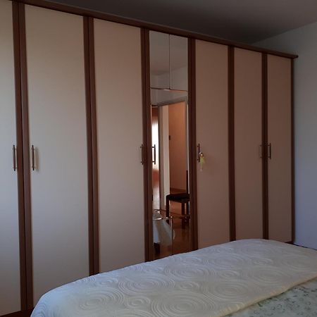 Apartment Korni Porec Esterno foto