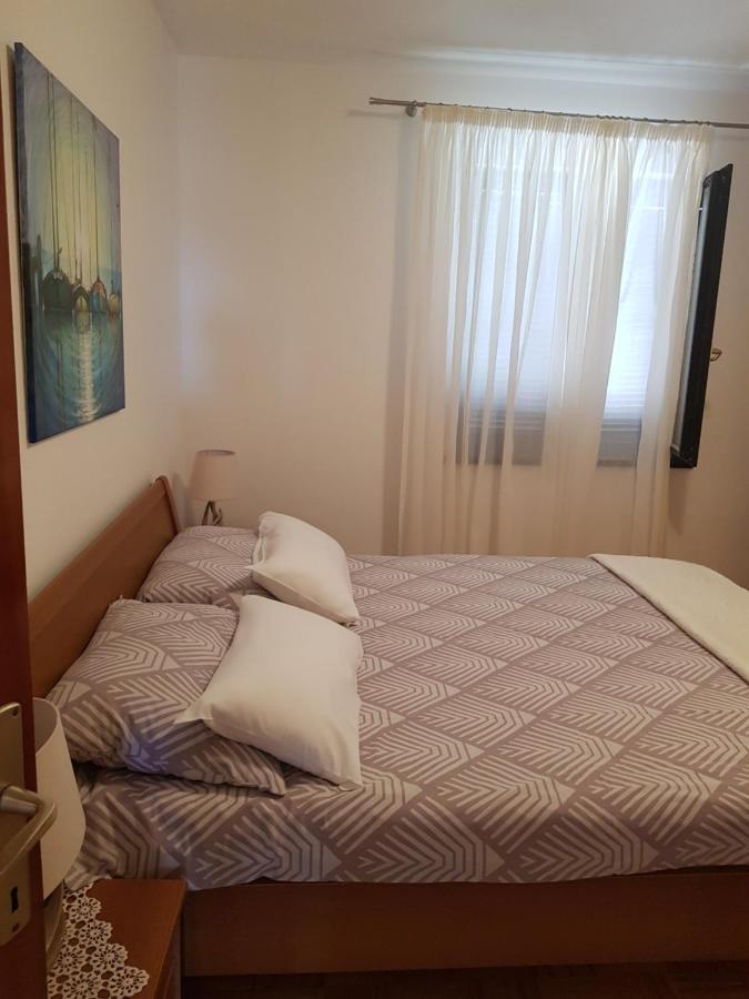 Apartment Korni Porec Esterno foto